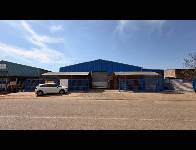 750M² WAREHOUSE TO LET IN ROSSLYN